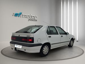 Renault 19 ADAGIO 1.9 DT 93CV  - Foto 7