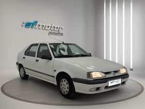 Renault 19 ADAGIO 1.9 DT 93CV  - Foto 9