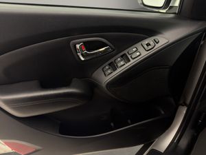 Hyundai ix35 2.0 CRDi 184cv Style Sky Nav Auto 4x4 PARTICULAR – COMISIÓN DE VENTA  - Foto 13