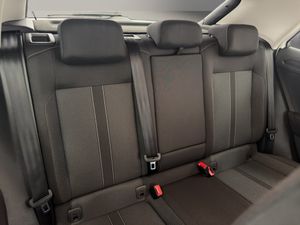 Volkswagen T-Roc Life 2.0 TDI 85kW (115CV)  - Foto 17