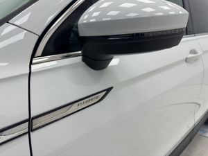 Volkswagen Tiguan Allspace Life 1.5 TSI 110kW (150CV) DSG  - Foto 40