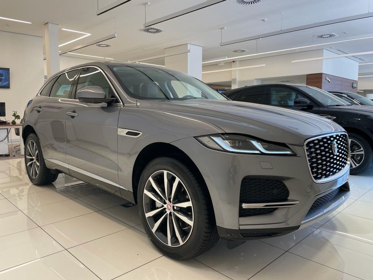 Jaguar F-Pace 2.0D I4 204PS AWD Auto MHEV S Limited Edition   - Foto 1