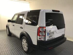 Land-Rover Discovery 3.0 TDV6 S 211BHP AUTO 4WD 211 5P  - Foto 2