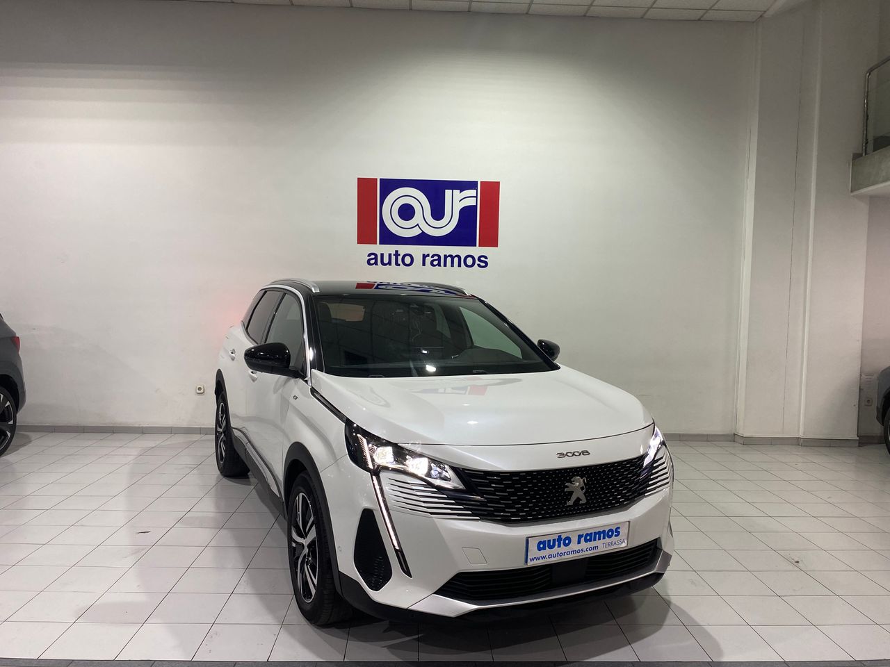 Peugeot 3008 GT 1.5 BLUEHDI 130 CV AUTO S&S 5P   - Foto 1