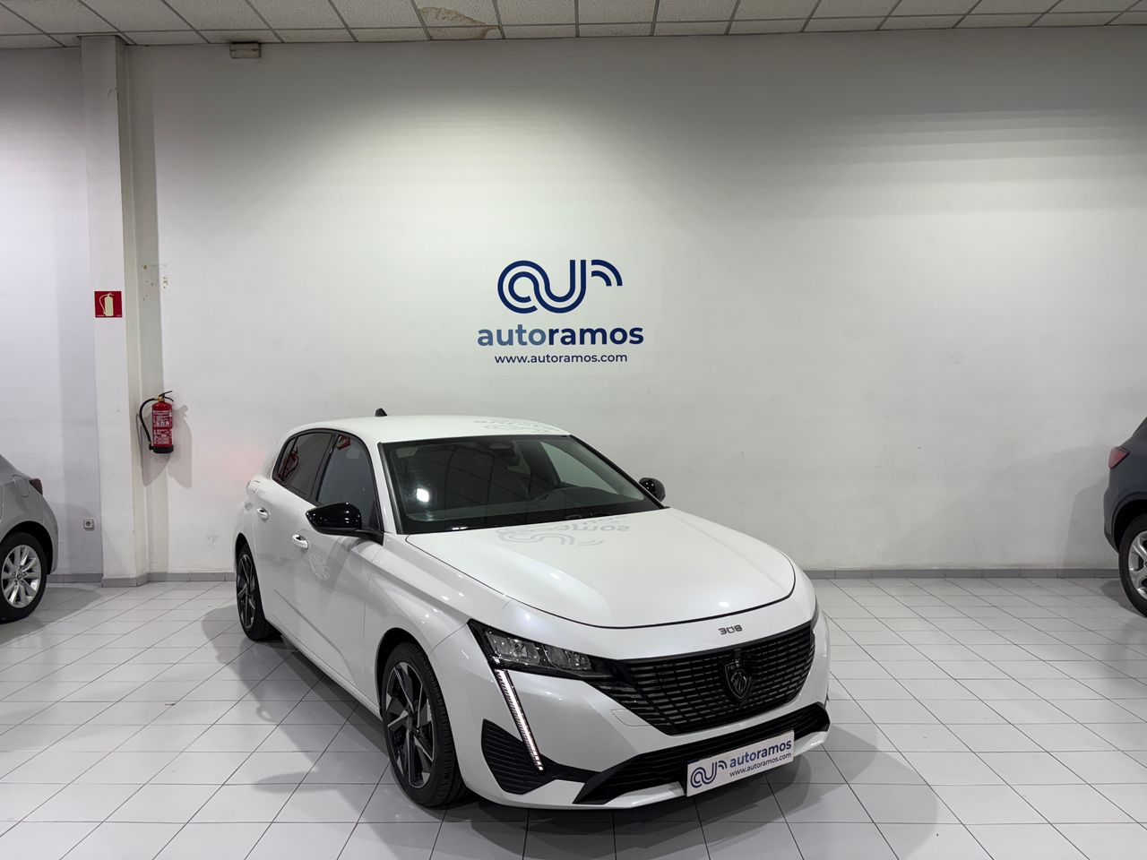 Peugeot 308 ALLURE PACK 1.2 PURETECH 130 CV EAT8 5P   - Foto 1