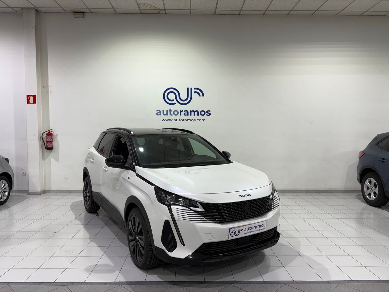 Peugeot 3008 GT 1.2 PURETECH 130CV  S&S AUTO 5P   - Foto 1
