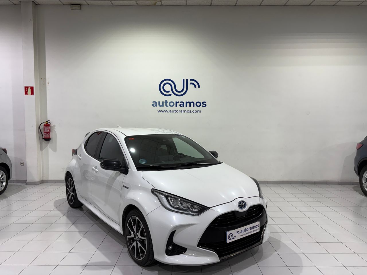 Toyota Yaris 1.5 120H Style   - Foto 1