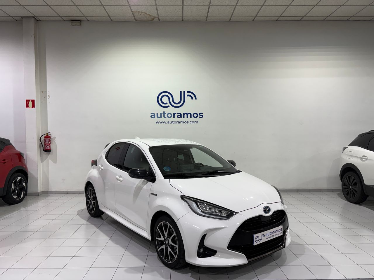Toyota Yaris 1.5 120H Style   - Foto 1