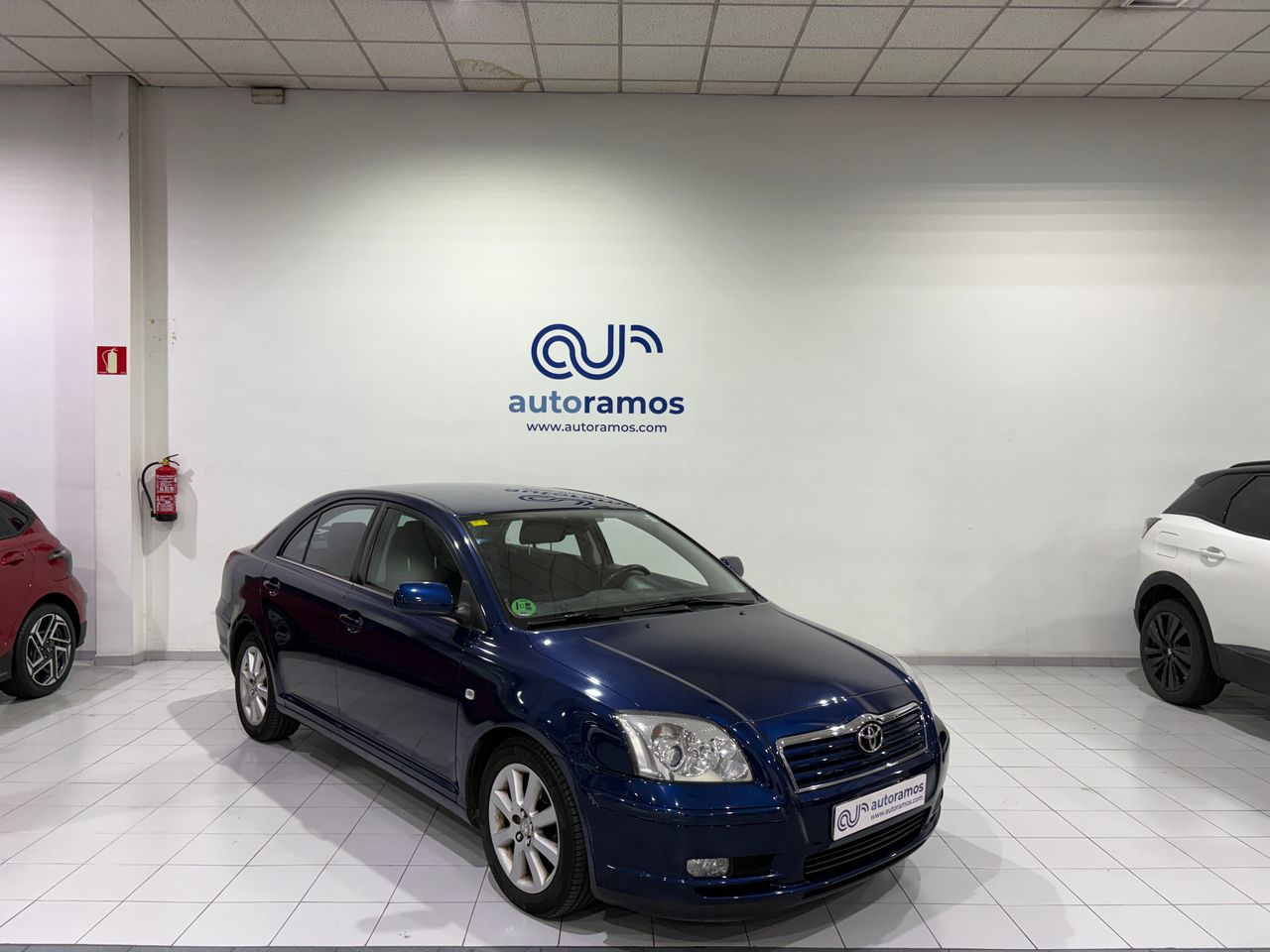 Toyota Avensis 5p 1.8 VVT-i Sol  - Foto 1