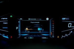 Kia Niro 1.6 HEV EMOTION (Pack Luxury)  - Foto 18