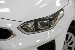 Kia Ceed Tourer 1.0 T-GDI CONCEPT  - Foto 18