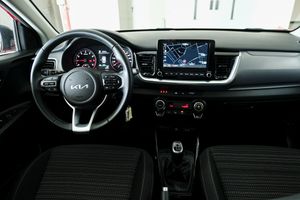 Kia Stonic 1.0 MHEV DRIVE   - Foto 9