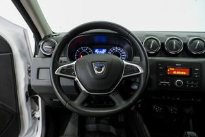 Dacia Duster 1.5 BLUE DCI ESSENTIAL 4X4   - Foto 13