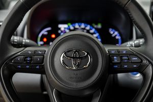 Toyota Yaris CROSS 120H ACTIVE TECH   - Foto 17