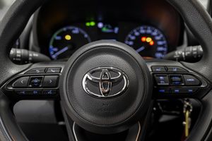 Toyota Yaris 120H BUSINESS PLUS   - Foto 17