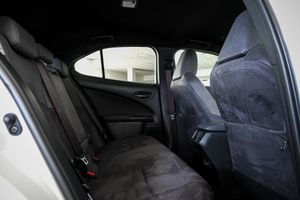 Lexus UX 250H PREMIUM   - Foto 14