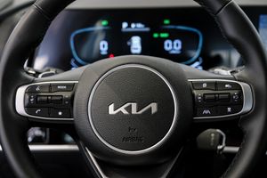 Kia Sportage 1.6 T-GDi PHEV Drive 4X4   - Foto 16