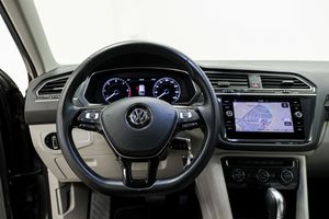 Volkswagen Tiguan 2.0 TDI SPORT DSG   - Foto 16