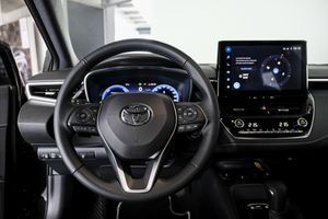 Toyota Corolla TOURING SPORTS 200H STYLE   - Foto 17