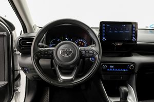 Toyota Yaris 120H ACTIVE TECH   - Foto 17