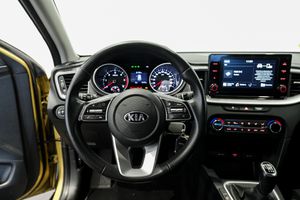 Kia XCeed 1.6 CRDI DRIVE   - Foto 15