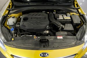 Kia XCeed 1.6 CRDI DRIVE   - Foto 20