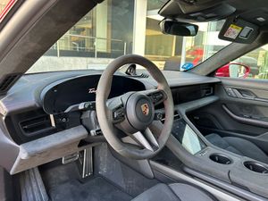 Porsche Taycan GTS   - Foto 14