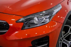 Kia XCeed 1.6 PHEV E-TECH  - Foto 19