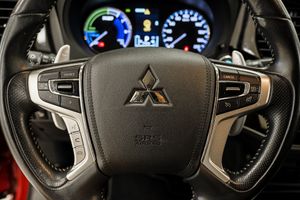 Mitsubishi Outlander 2.4 PHEV MOTION 4X4   - Foto 16