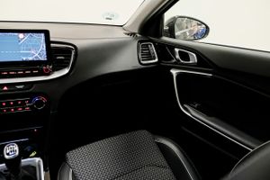 Kia XCeed 1.0 T-GDI EMOTION  - Foto 15