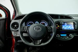 Toyota Yaris 110 PREMIUM 1.5VV  - Foto 18
