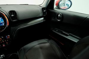 MINI Countryman ONE D  - Foto 13