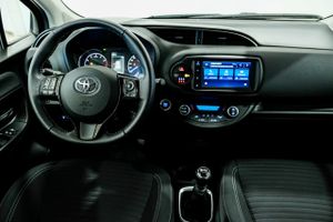 Toyota Yaris 1.5VVT SMART  - Foto 9