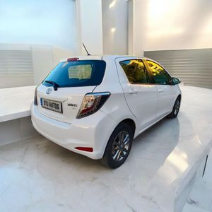 Toyota GR Yaris Yaris 5p 100 MultiDrive Active - Foto 13