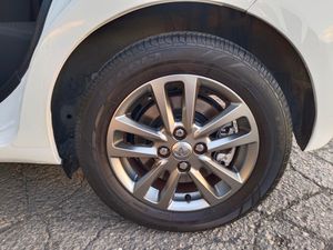 Toyota GR Yaris Yaris 5p 100 MultiDrive Active - Foto 10