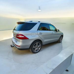 Mercedes Clase M 250d BLUETEC 4MATIC  204cv. AMG LINE - Foto 4