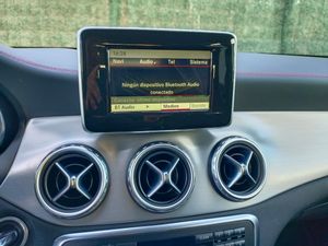 Mercedes GLA 220 CDI 4MATIC AMG LINE - Foto 8