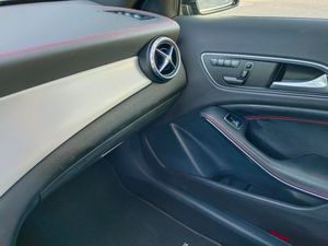 Mercedes GLA 220 CDI 4MATIC AMG LINE - Foto 21