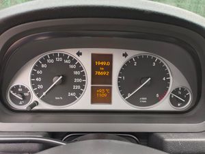 Mercedes Clase B B 180 CDI Autotronic - Foto 5