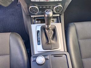 Mercedes Clase C 220CDI AVANTGARDE ESTATE 170Cv. - Foto 16