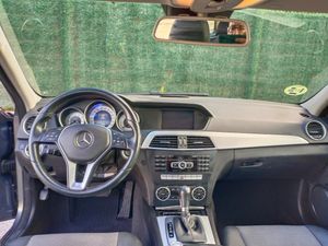 Mercedes Clase C 220CDI AVANTGARDE ESTATE 170Cv. - Foto 14