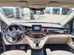 Mercedes Clase V 220d Exclusive - Foto 3