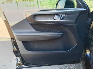 Volvo XC40 2.0 D3 Auto - Foto 15