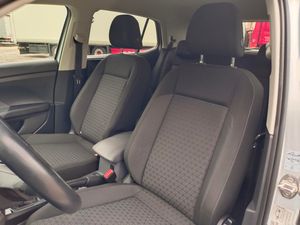 Volkswagen T-Cross Advance 1.0 TSI 81 kW (110 CV) DSG 7 vel. - Foto 16
