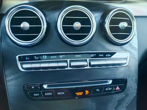 Mercedes Clase GLC 250 4Matic 211cv AMG LINE - Foto 24