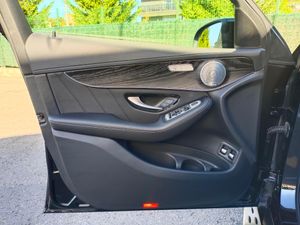 Mercedes Clase GLC 250 4Matic 211cv AMG LINE - Foto 16