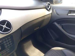 Mercedes Clase B 180CDI - TECHO PANORAMICO - Foto 18