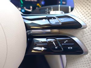 Mercedes Clase E E 220 d Cabrio - Foto 27