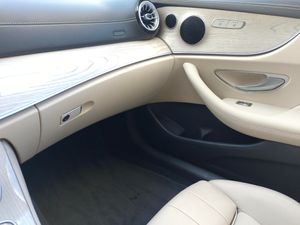 Mercedes Clase E E 220 d Cabrio - Foto 28