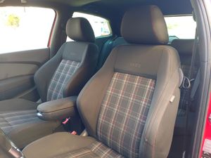 Volkswagen Polo 3p GTI 1.4 TSI 180 CV DSG 7 vel. - Foto 9